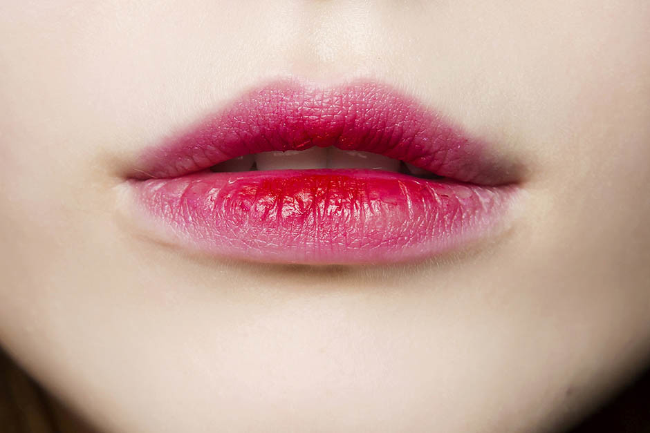 Бьюти-тренд: макияж с эффектом зацелованных губ